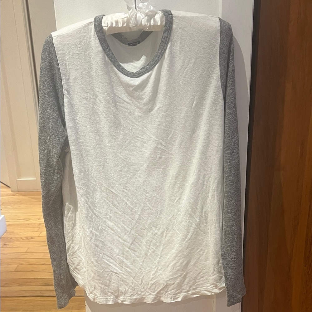 Monrow White and Grey baseball tee. Size large